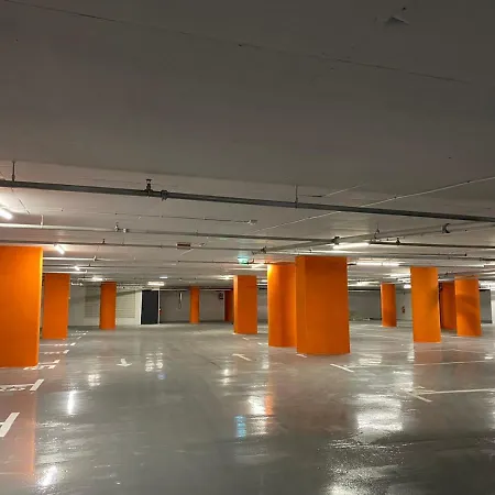 Grand Plaza & Congress Center 5*