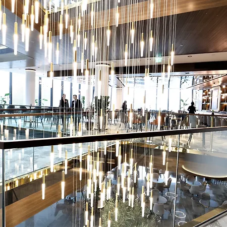 Grand Plaza & Congress Center 5*