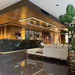 Grand Plaza & Congress Center 5*