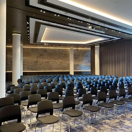 ホテル Grand Plaza & Congress Center リュブリャナ