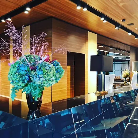 Grand Plaza & Congress Center Hotell