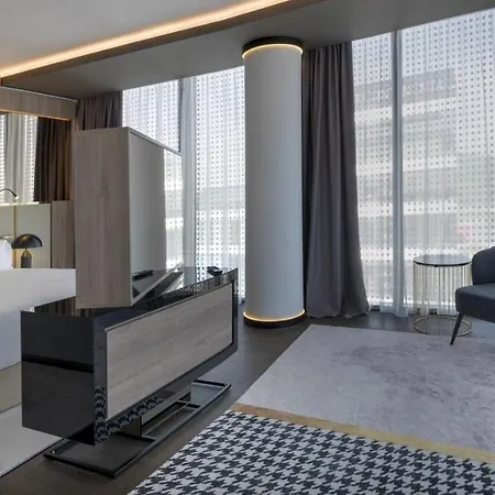 Grand Plaza & Congress Center 5* Liubliana