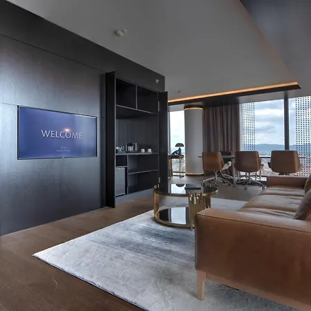 Hotel Grand Plaza & Congress Center 5*