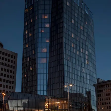 Grand Plaza & Congress Center 5*