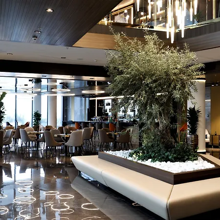 Hotel Grand Plaza & Congress Center 5*