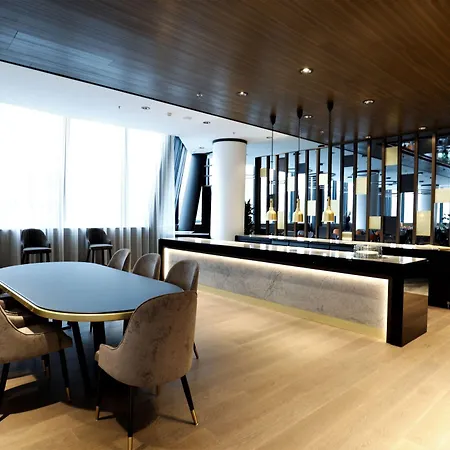 Grand Plaza & Congress Center 5* Liubliana