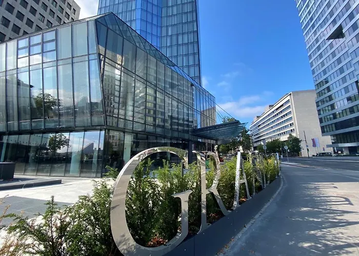 Grand Plaza & Congress Center 5*