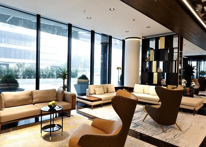 ホテル Grand Plaza & Congress Center 5*