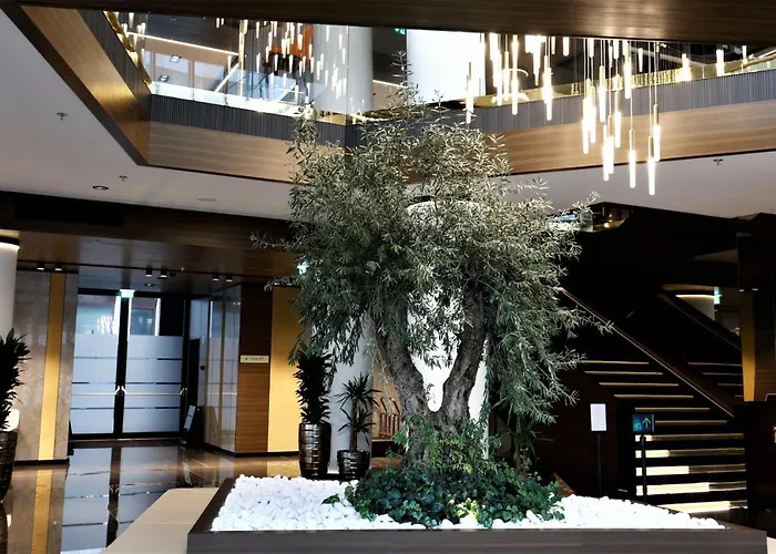 ホテル Grand Plaza & Congress Center リュブリャナ