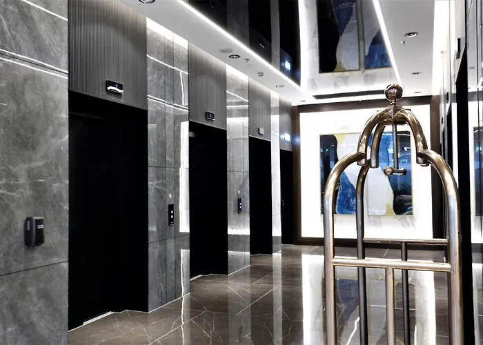 Grand Plaza & Congress Center ホテル