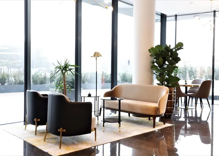 Hotel Grand Plaza & Congress Center 5*