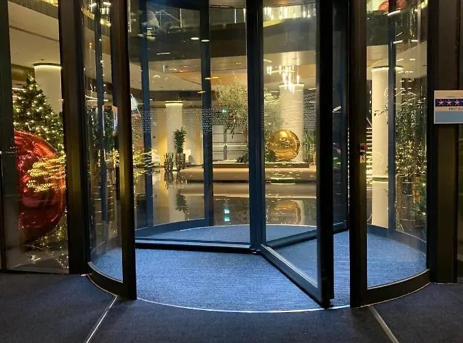 Grand Plaza & Congress Center リュブリャナ