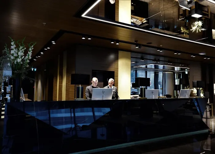 ホテル Grand Plaza & Congress Center リュブリャナ