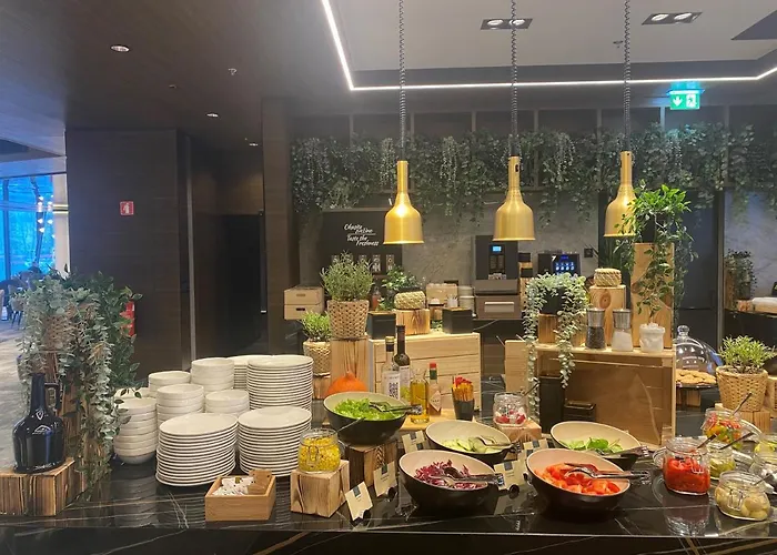 Hotel Grand Plaza & Congress Center