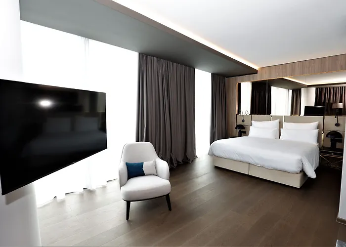 Grand Plaza & Congress Center ホテル